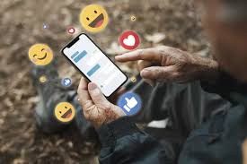 Alasan Media Sosial Jadi Sumber Informasi Utama Saat Ini